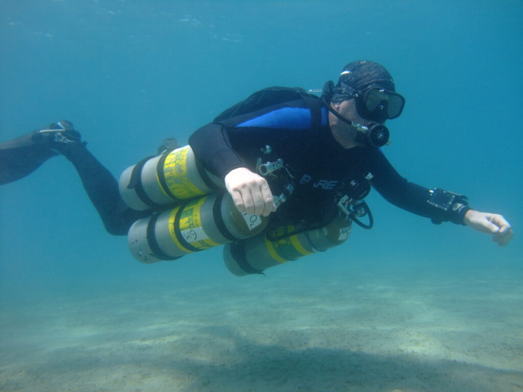 Why Dive Sidemount Sharm?